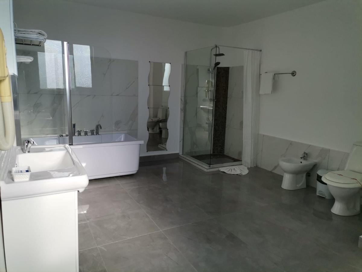 Motel Davios Targu Jiu Luaran gambar