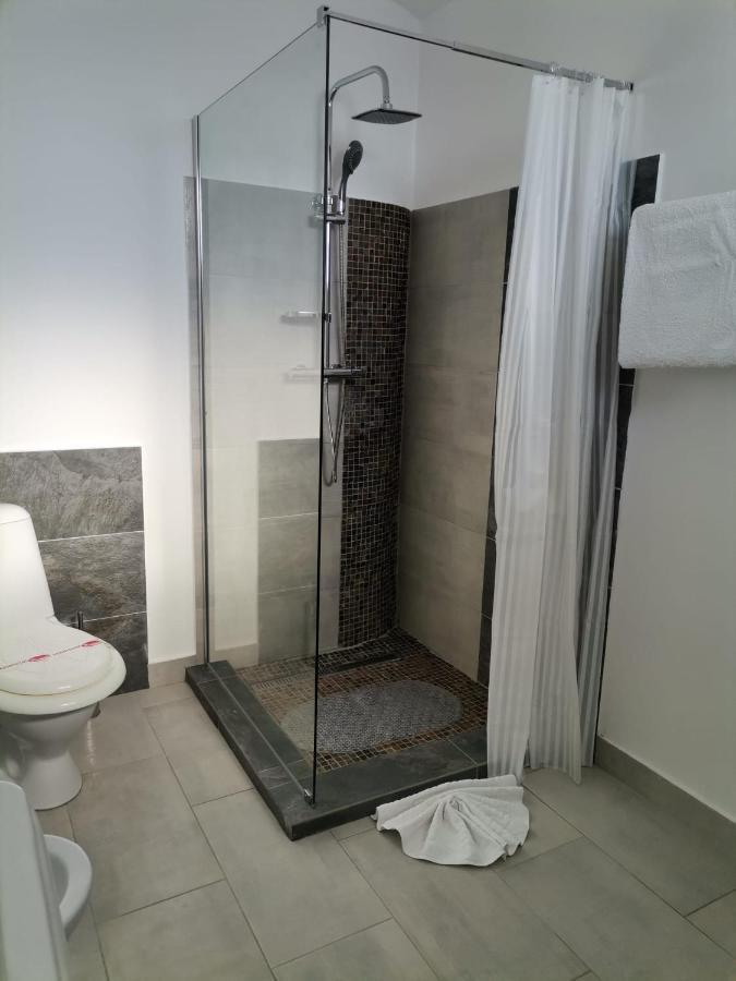 Motel Davios Targu Jiu Luaran gambar