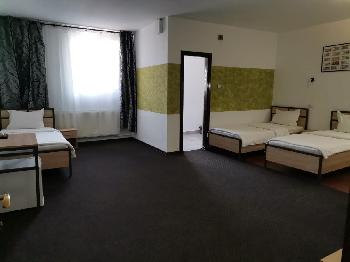 Motel Davios Targu Jiu Luaran gambar