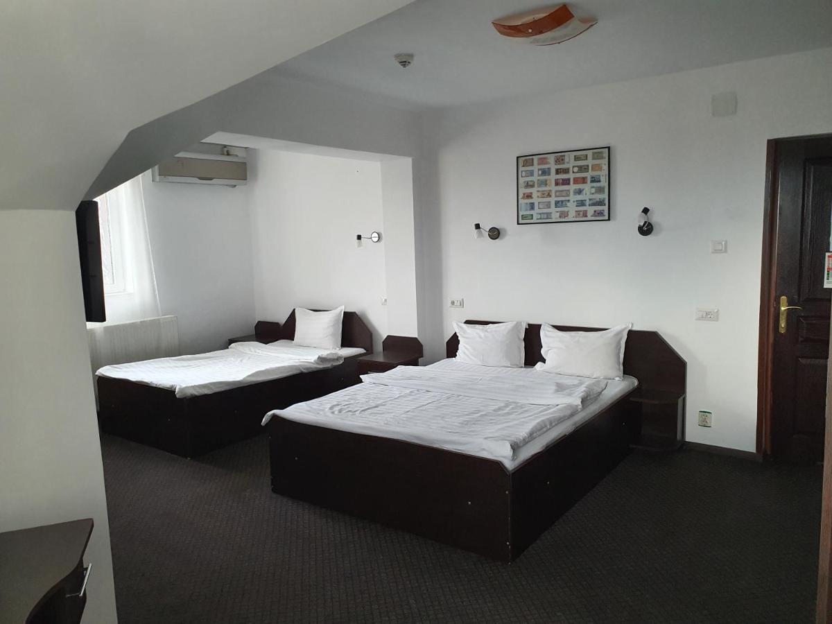 Motel Davios Targu Jiu Luaran gambar