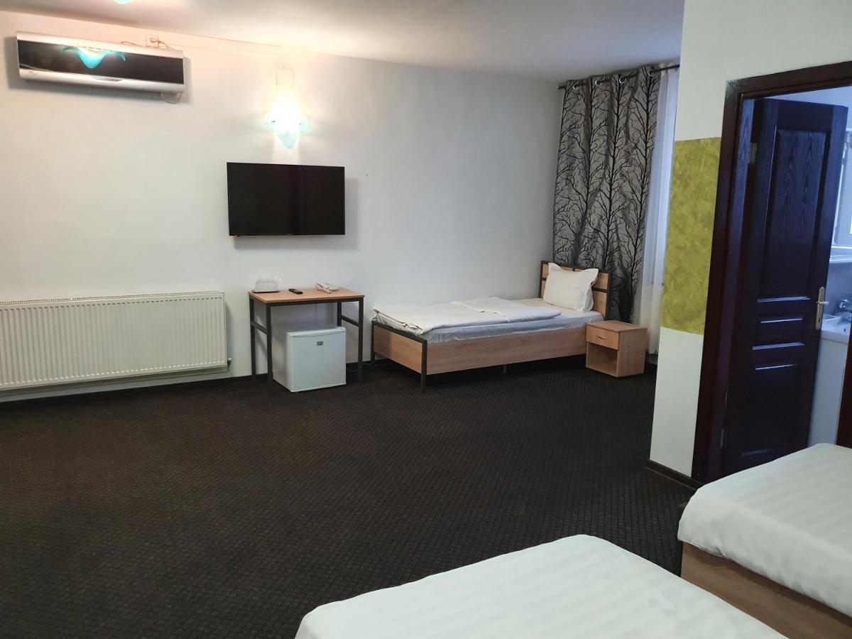 Motel Davios Targu Jiu Luaran gambar
