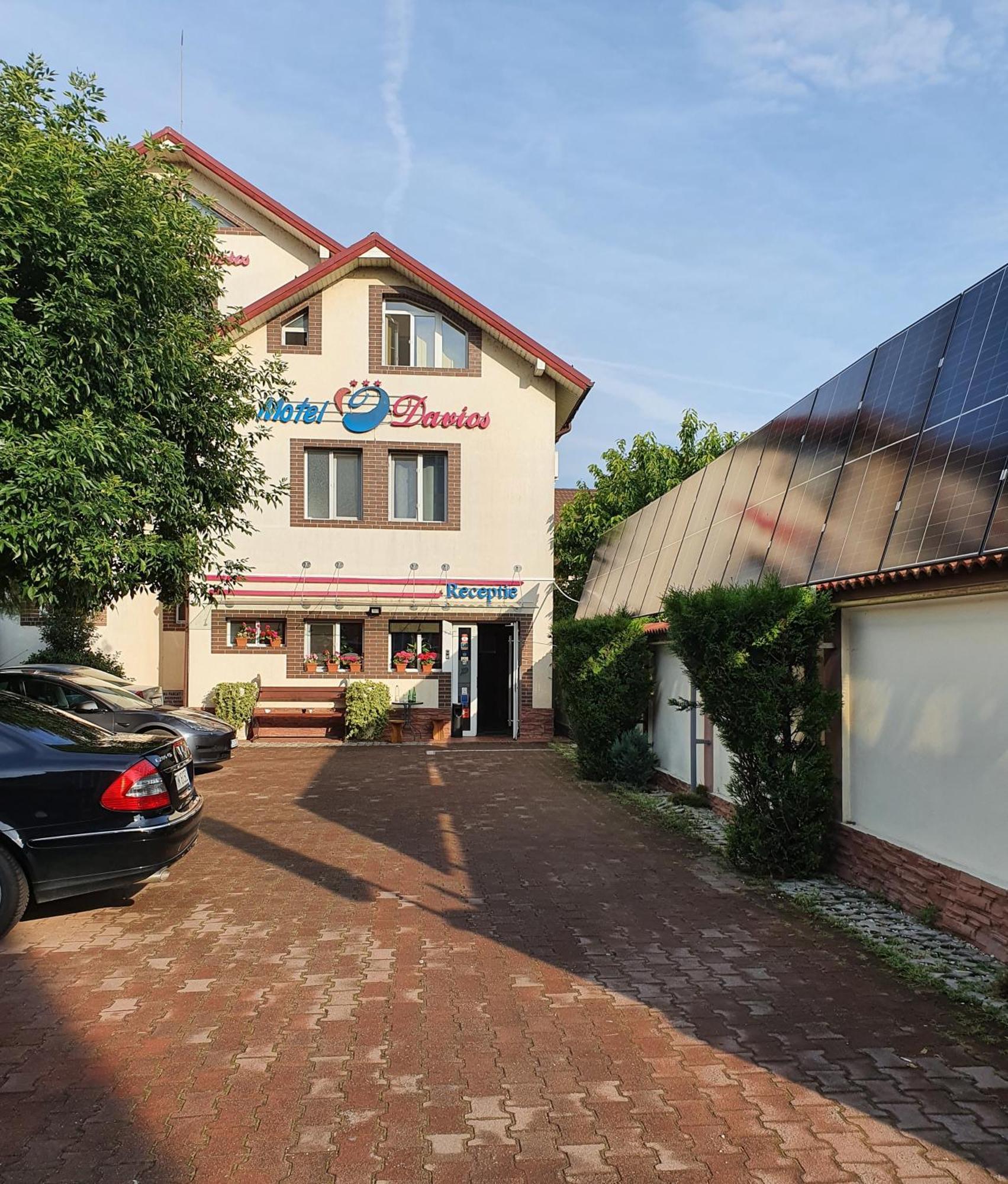 Motel Davios Targu Jiu Luaran gambar