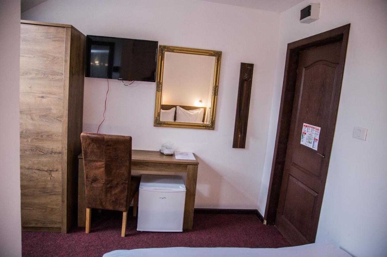 Motel Davios Targu Jiu Luaran gambar