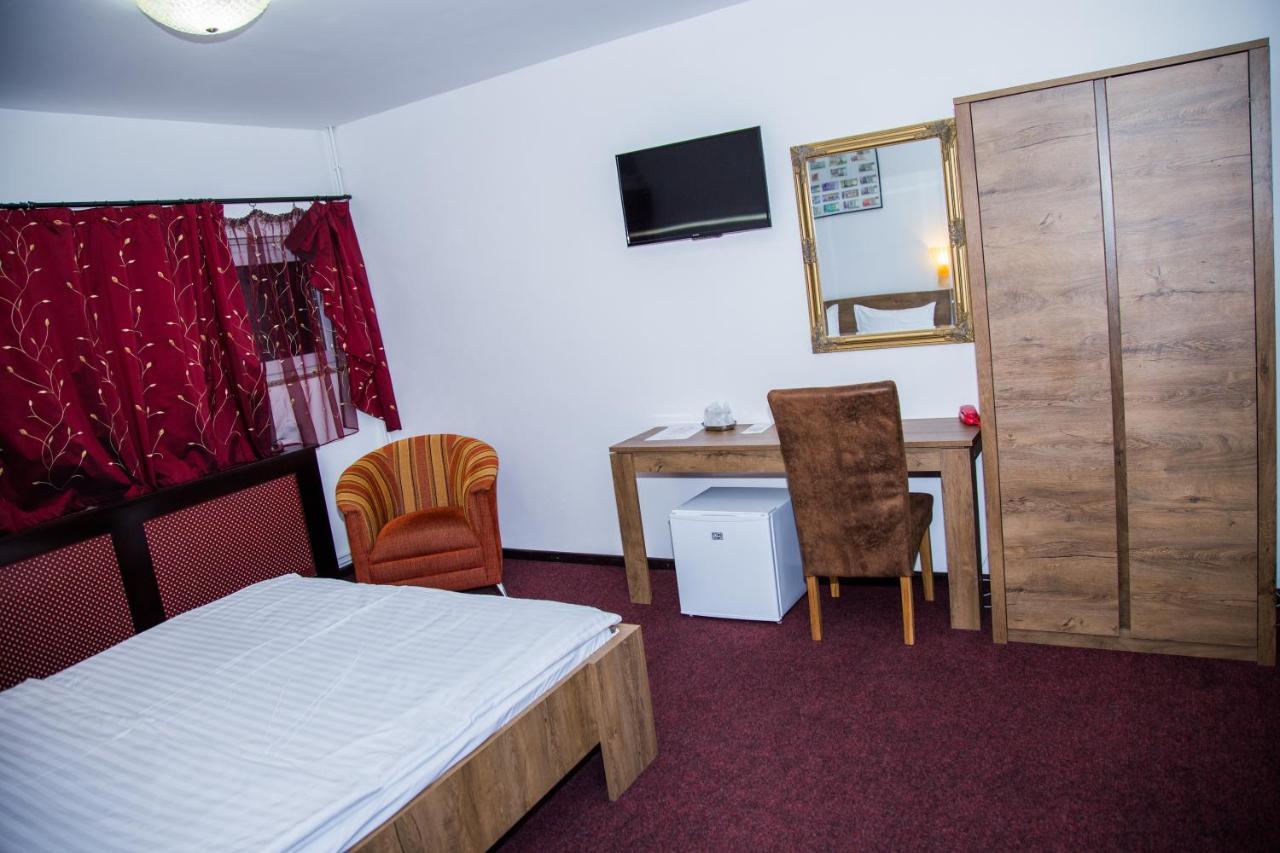 Motel Davios Targu Jiu Luaran gambar