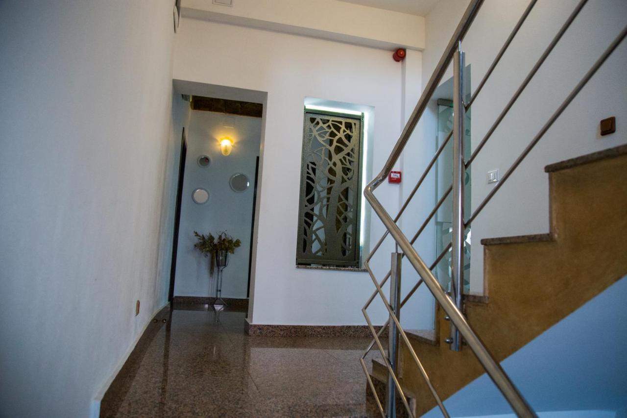 Motel Davios Targu Jiu Luaran gambar