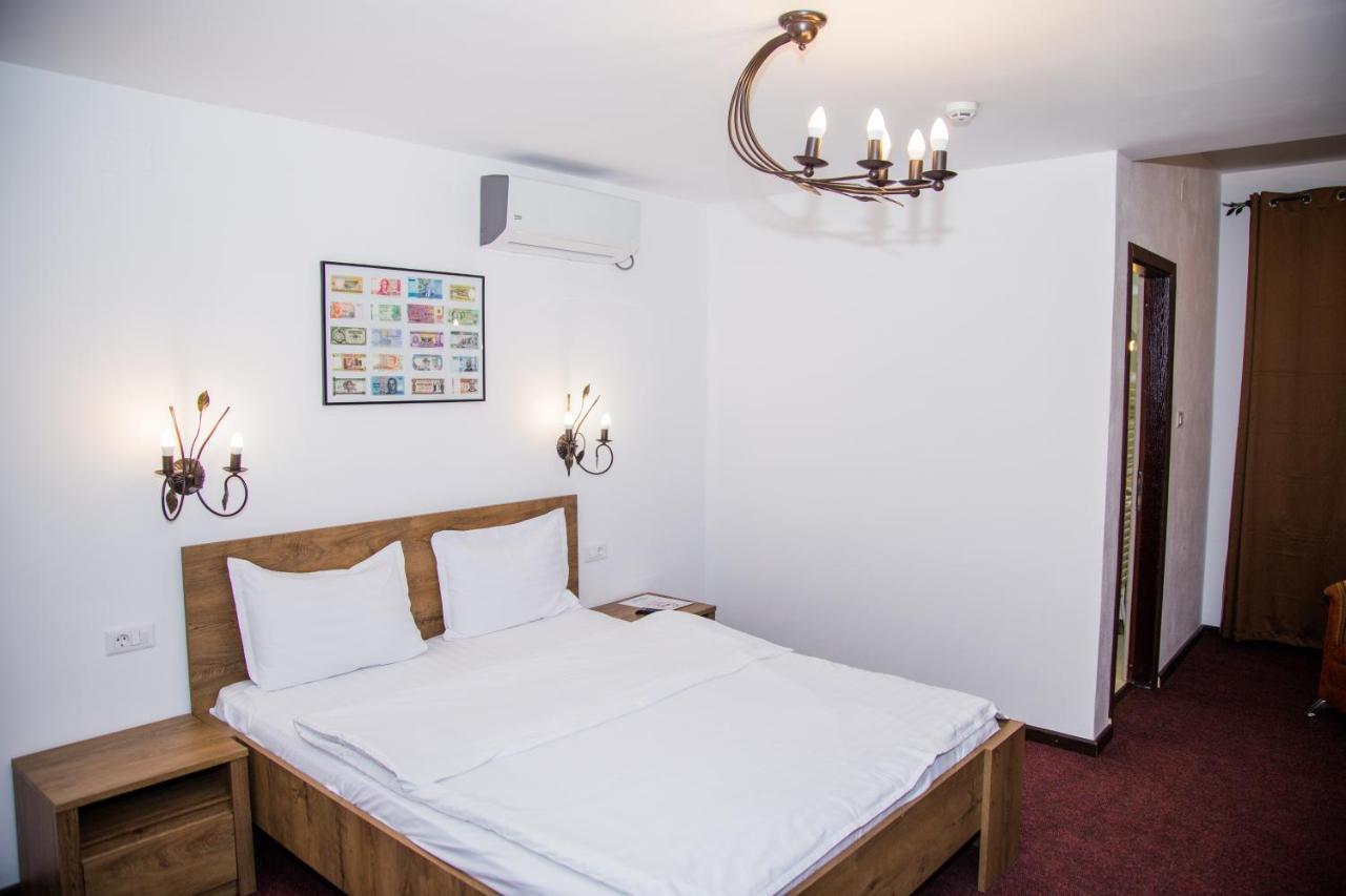 Motel Davios Targu Jiu Luaran gambar
